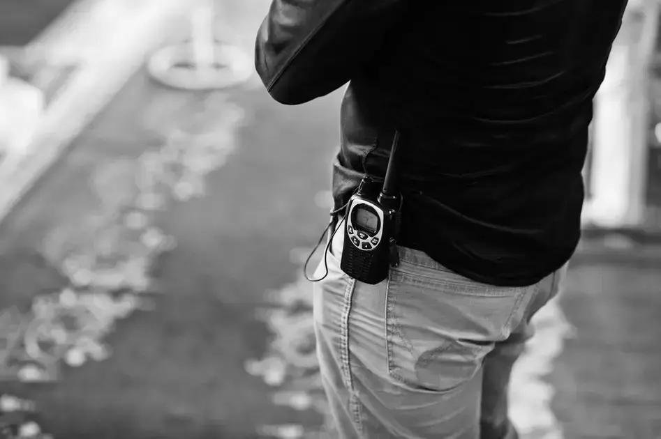 Diferença entre Vigilância Física e Eletrônica: Entenda Agora!